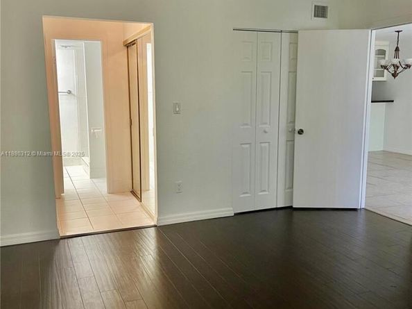 6800 Cypress Rd 408, Plantation FL 33317