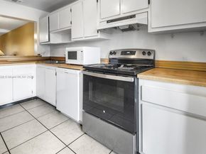 9351 NW 14th Ct 247, Pembroke Pines FL 33024