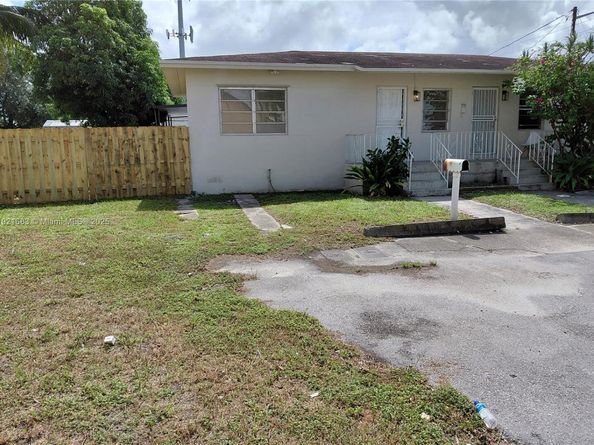 640 - 642 NW 77th St, Miami FL 33150