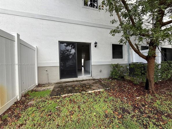 1106 SW 7th Ct, Florida City FL 33034