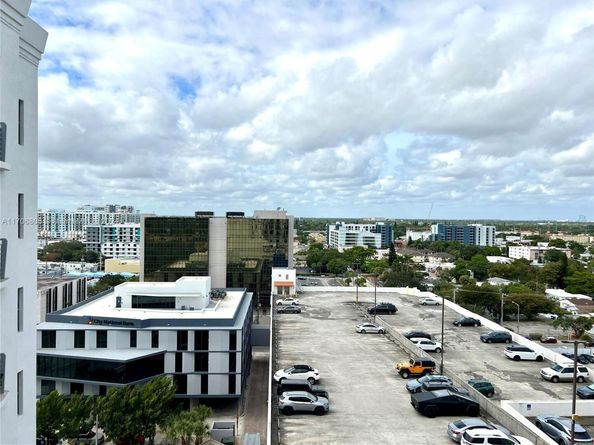 1830 Radius Dr 1203, Hollywood FL 33020