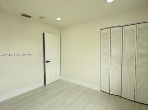 4529 SW 24th St, Fort Lauderdale FL 33317