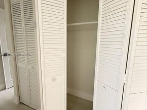 4529 SW 24th St, Fort Lauderdale FL 33317