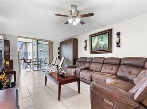 9420 S Hollybrook Lake Dr 206, Pembroke Pines FL 33025