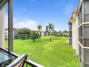 9420 S Hollybrook Lake Dr 206, Pembroke Pines FL 33025
