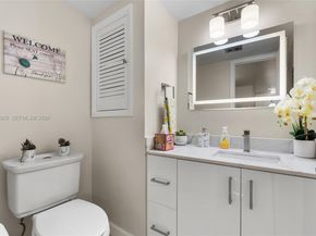 9420 S Hollybrook Lake Dr 206, Pembroke Pines FL 33025