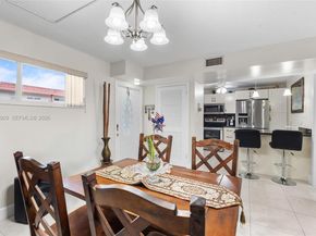 9420 S Hollybrook Lake Dr 206, Pembroke Pines FL 33025