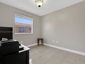 8422 NW 140th Ter 3608, Miami Lakes FL 33016