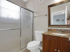 8422 NW 140th Ter 3608, Miami Lakes FL 33016