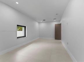 1221 Biarritz Dr, Miami Beach FL 33141