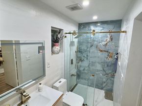 3911 SW 61st Ave, Miami FL 33155