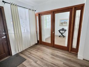 3911 SW 61st Ave, Miami FL 33155