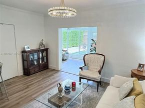 3911 SW 61st Ave, Miami FL 33155