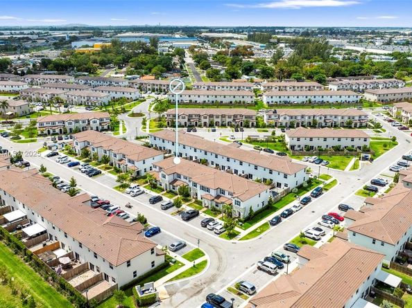 12204 NW 23rd Ct, Miami FL 33167