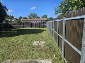 219 NW 7th Ct, Hallandale Beach FL 33009