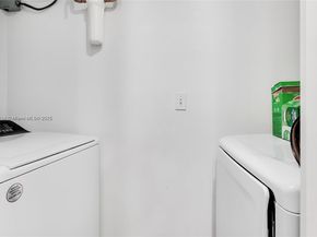 219 NW 7th Ct, Hallandale Beach FL 33009
