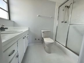 301 NE 14th Ave 608, Hallandale Beach FL 33009
