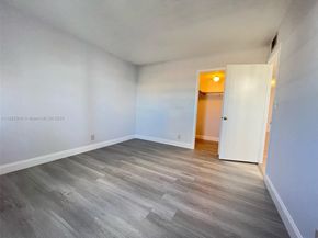 301 NE 14th Ave 608, Hallandale Beach FL 33009