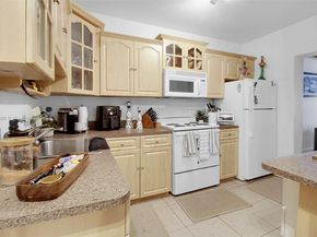 3462 SW 27th St, Miami FL 33133