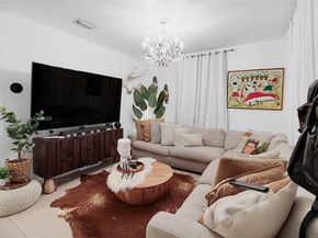 3462 SW 27th St, Miami FL 33133