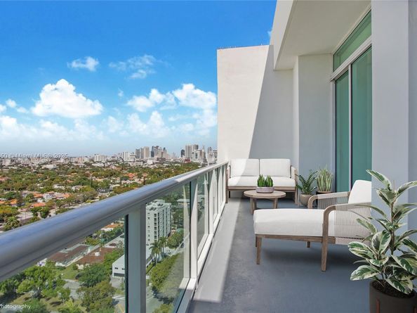 2525 SW 3rd Ave PH04, Miami FL 33129