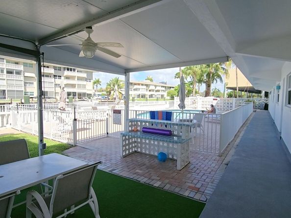 419 Golden Isles Dr 105, Hallandale Beach FL 33009