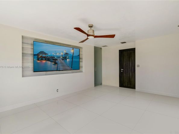 6763 SW 106 pl, Miami FL 33173