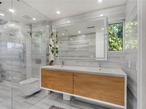 6763 SW 106 pl, Miami FL 33173