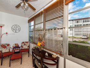 2800 Somerset Dr 115J, Lauderdale Lakes FL 33311