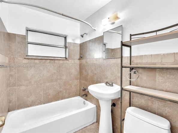 1624 S 23rd Ave, Hollywood FL 33020