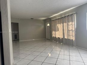 451 W 30th Pl, Hialeah FL 33012