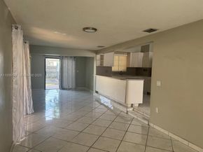 451 W 30th Pl, Hialeah FL 33012