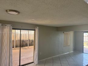 451 W 30th Pl, Hialeah FL 33012