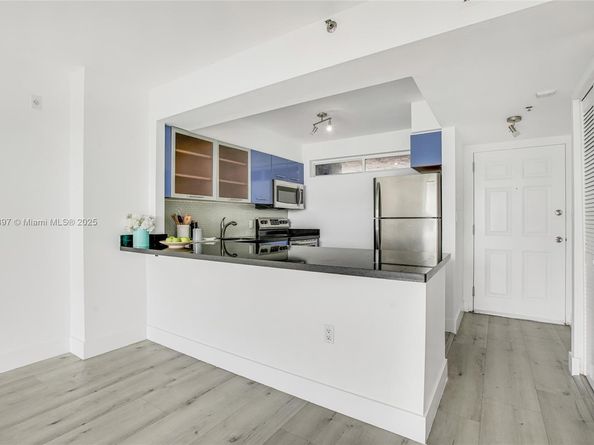 650 NE 64th St G506, Miami FL 33138