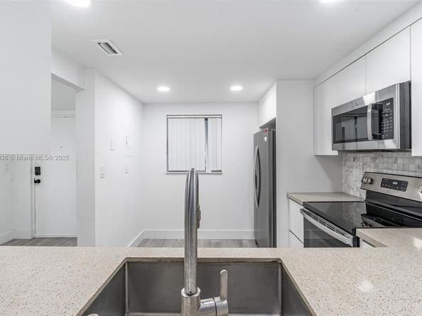 2860 Somerset Dr 101K, Lauderdale Lakes FL 33311