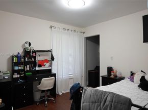 5763 NW 97th Ct, Doral FL 33178