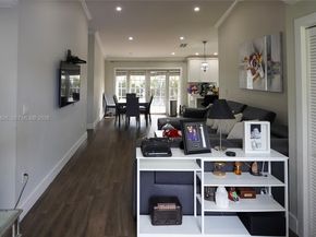 5763 NW 97th Ct, Doral FL 33178