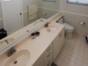 5763 NW 97th Ct, Doral FL 33178