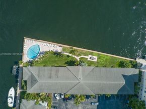 2895 NE 32nd St 207, Fort Lauderdale FL 33306