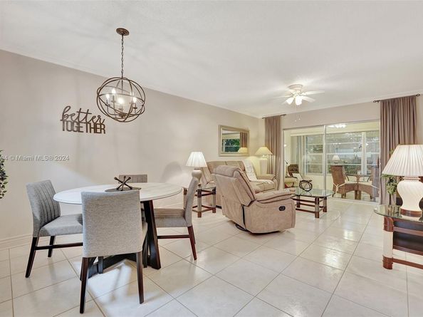 5000 NW 36th St 609, Lauderdale Lakes FL 33319