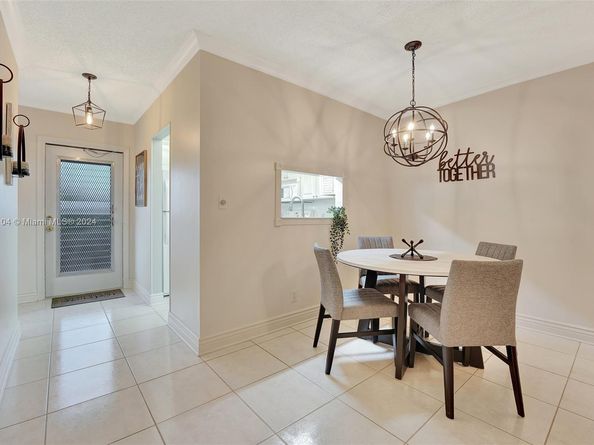 5000 NW 36th St 609, Lauderdale Lakes FL 33319