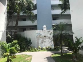 8215 SW 152nd Ave G206, Miami FL 33193