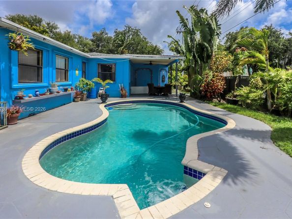 706 S 19th Ave, Hollywood FL 33020
