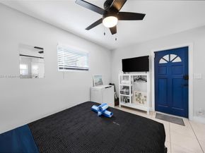 817 SW 12th St, Fort Lauderdale FL 33315