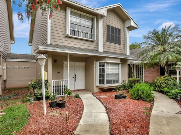 12131 NW 36th pl, Sunrise FL 33323