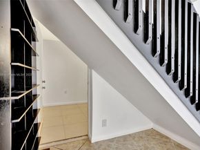 12131 NW 36th pl, Sunrise FL 33323