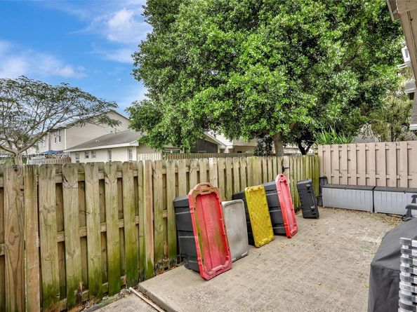 12131 NW 36th pl, Sunrise FL 33323