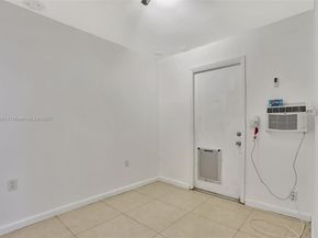 12131 NW 36th pl, Sunrise FL 33323