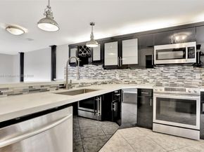 12131 NW 36th pl, Sunrise FL 33323