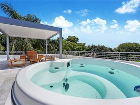 5910 N Bayshore Dr, Miami FL 33137